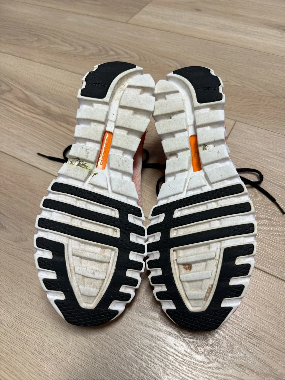 Reebok 3D FuseFrame running shoes in orange with black accents Men’s Size 10